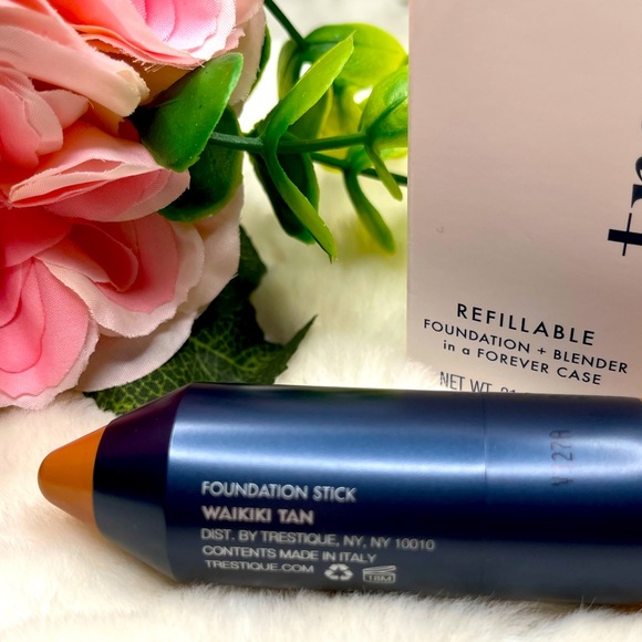 🌟HOST PICK! 🌟🌸Trestique Foundation Stick - Waikiki Tan🌸 - Picture 4 of 8